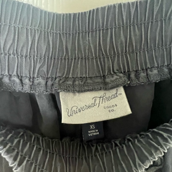 Lyocell Shorts - Picture 3 of 4